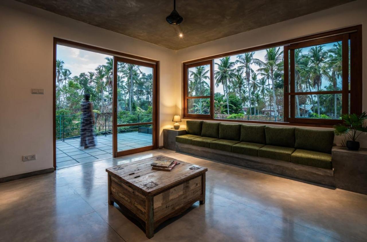 Lush Ayu Villa Ja-Ela Exterior photo