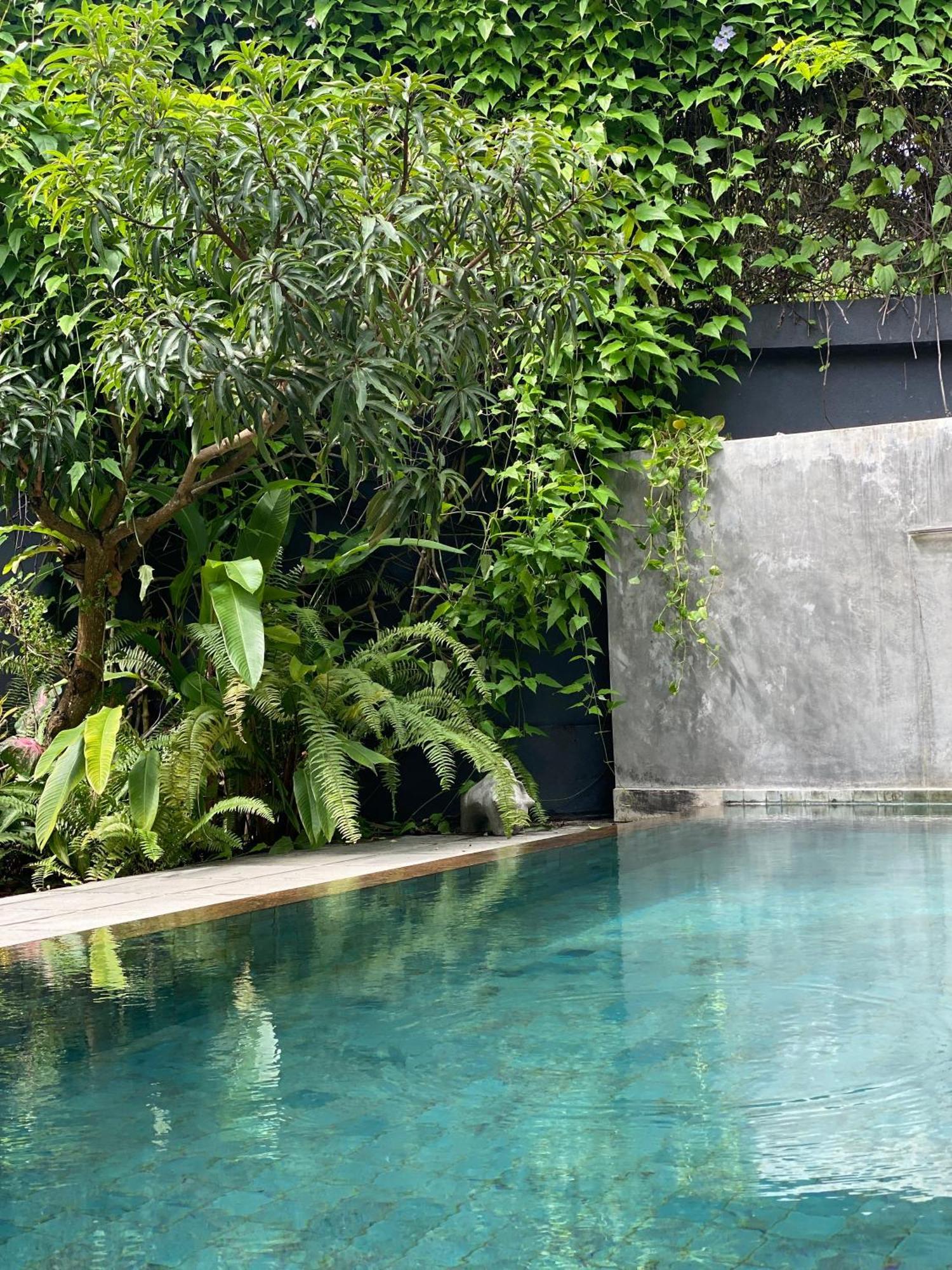 Lush Ayu Villa Ja-Ela Exterior photo